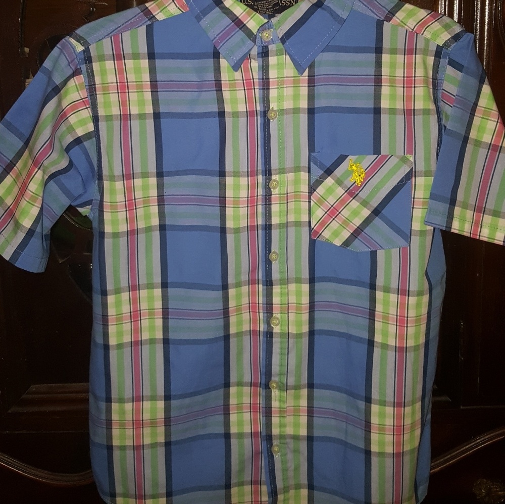 Boy's youth button up. XL 14/16.